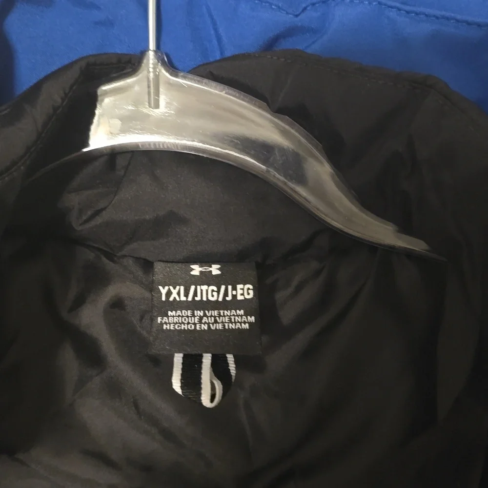 Under Armour jacket xlarge boy - Picture 5 of 6